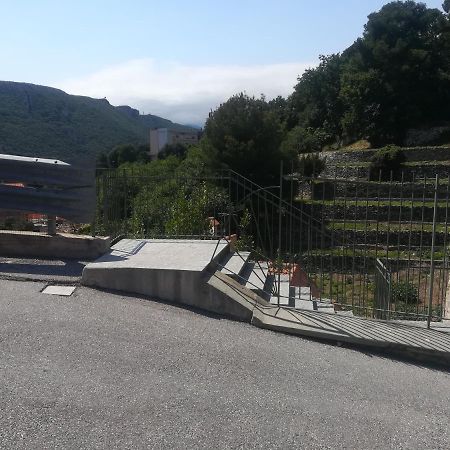 Rivierarent Appartamento Ulivo Finale Ligure Dış mekan fotoğraf